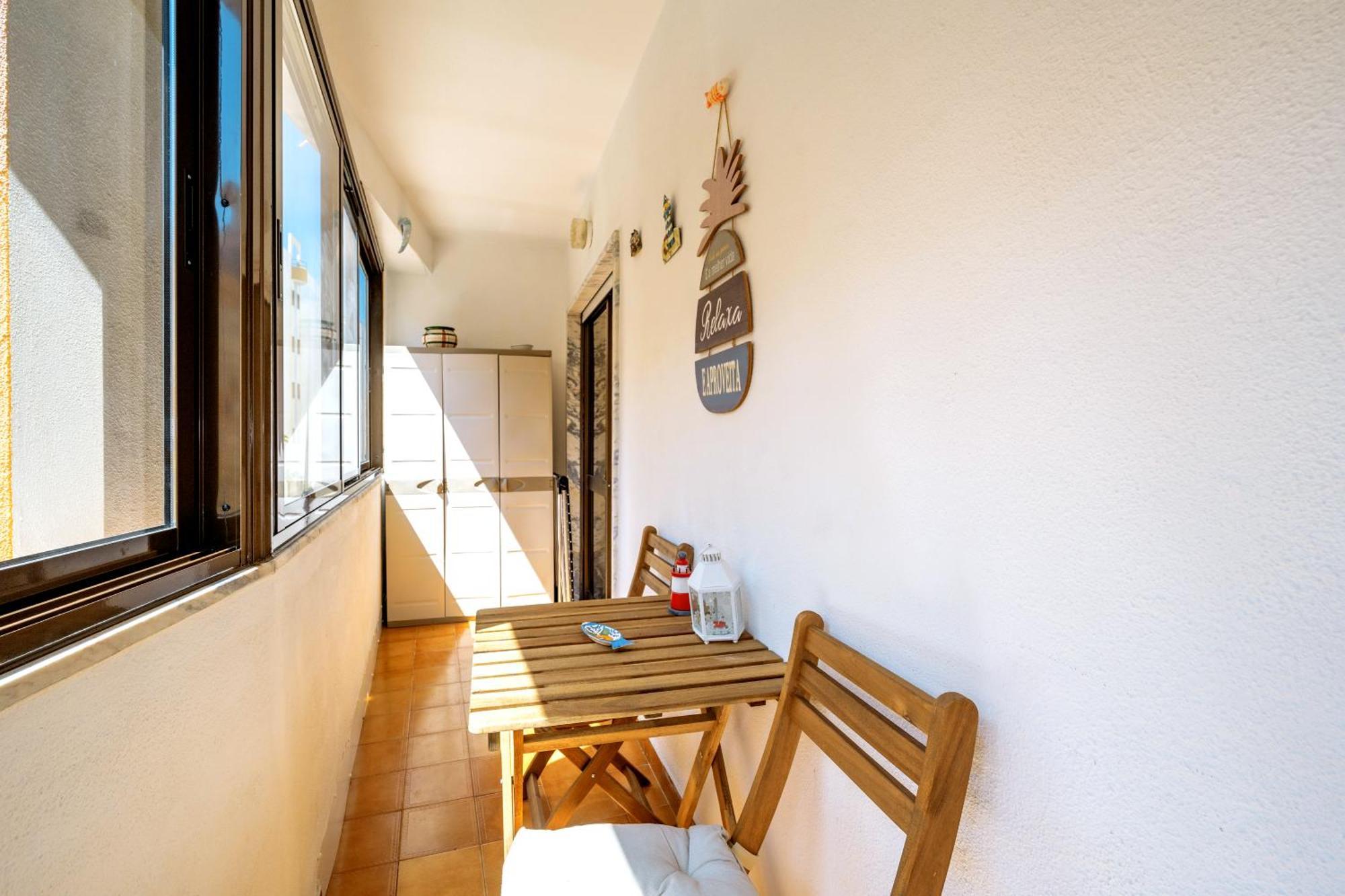 Cozy Apartment Near The Beach In Costa De Caparica Exterior foto